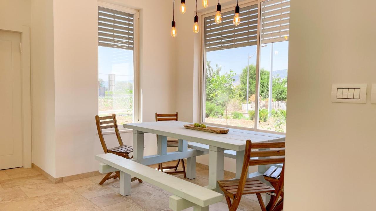 הבית הלבן בכפר בלום Villa Exteriör bild