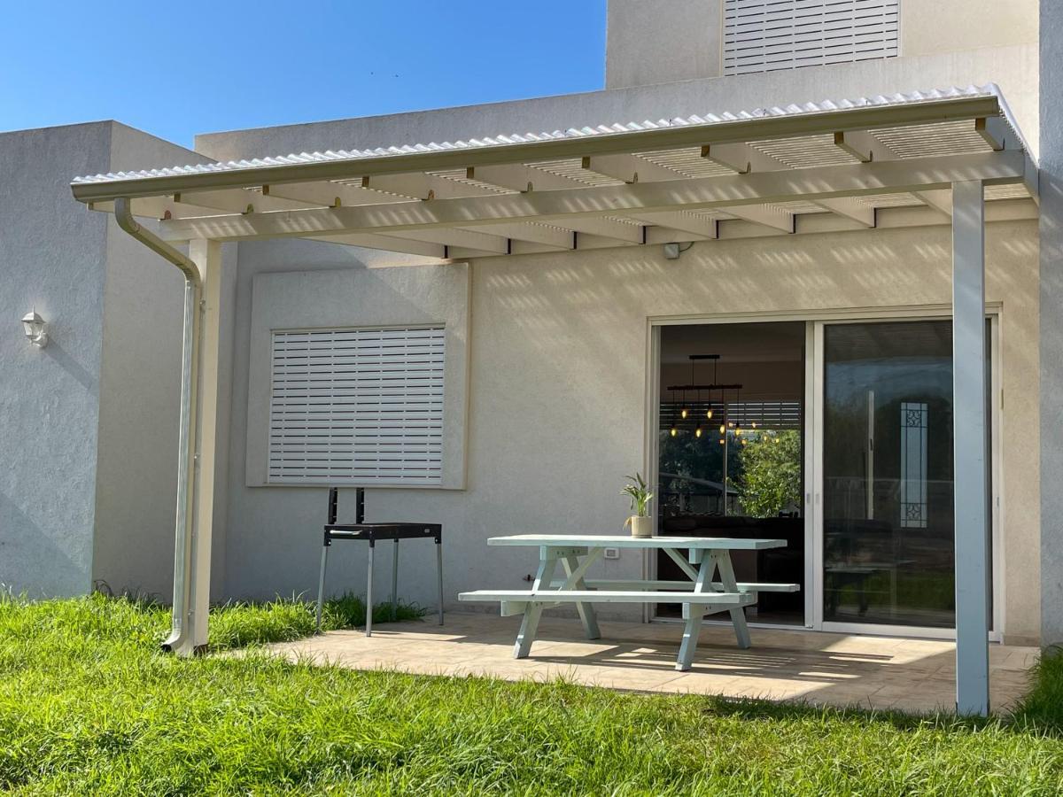 הבית הלבן בכפר בלום Villa Exteriör bild